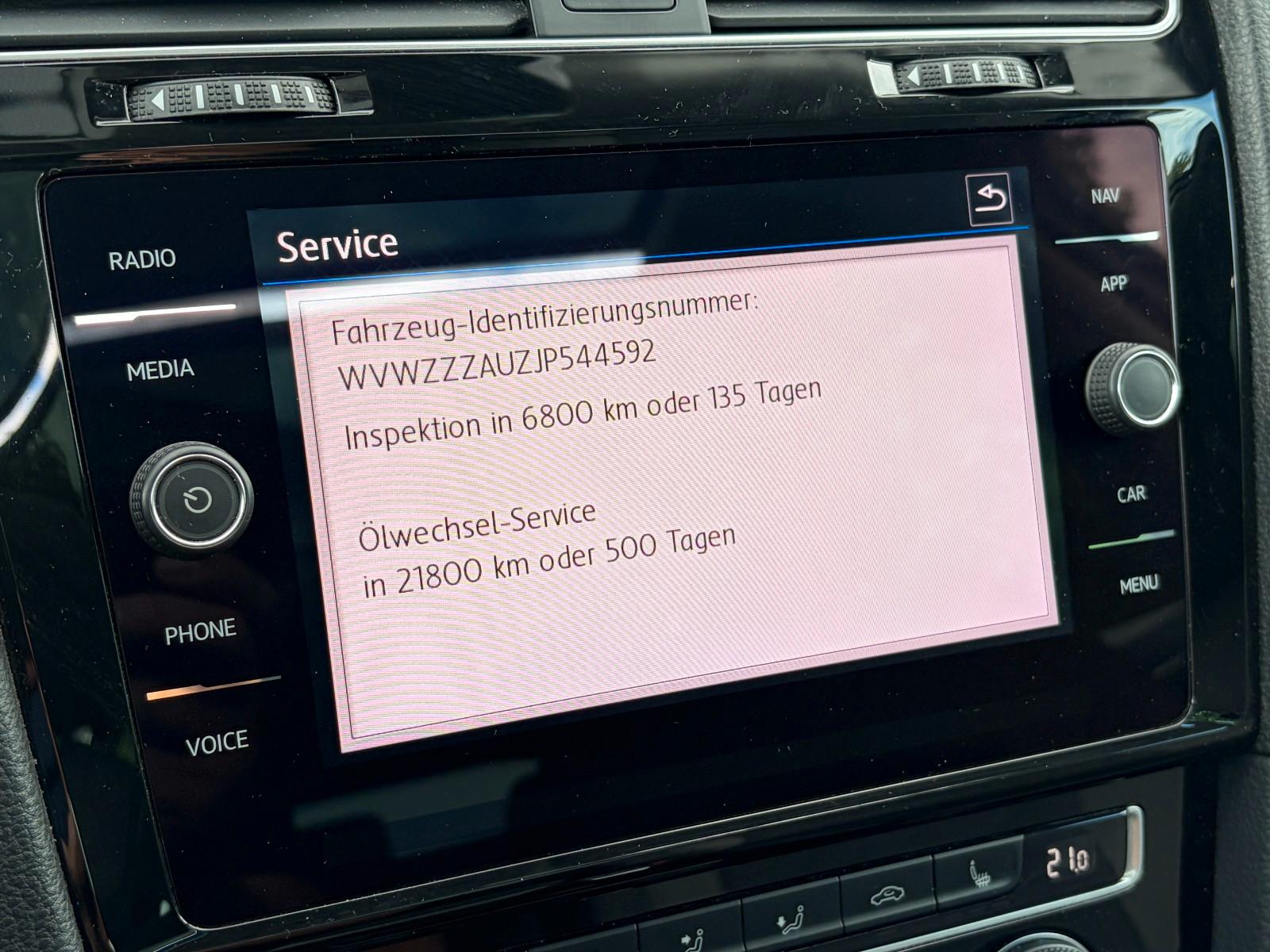 Volkswagen Golf VII Var Highline R Line*Pano*Kamera*ACC