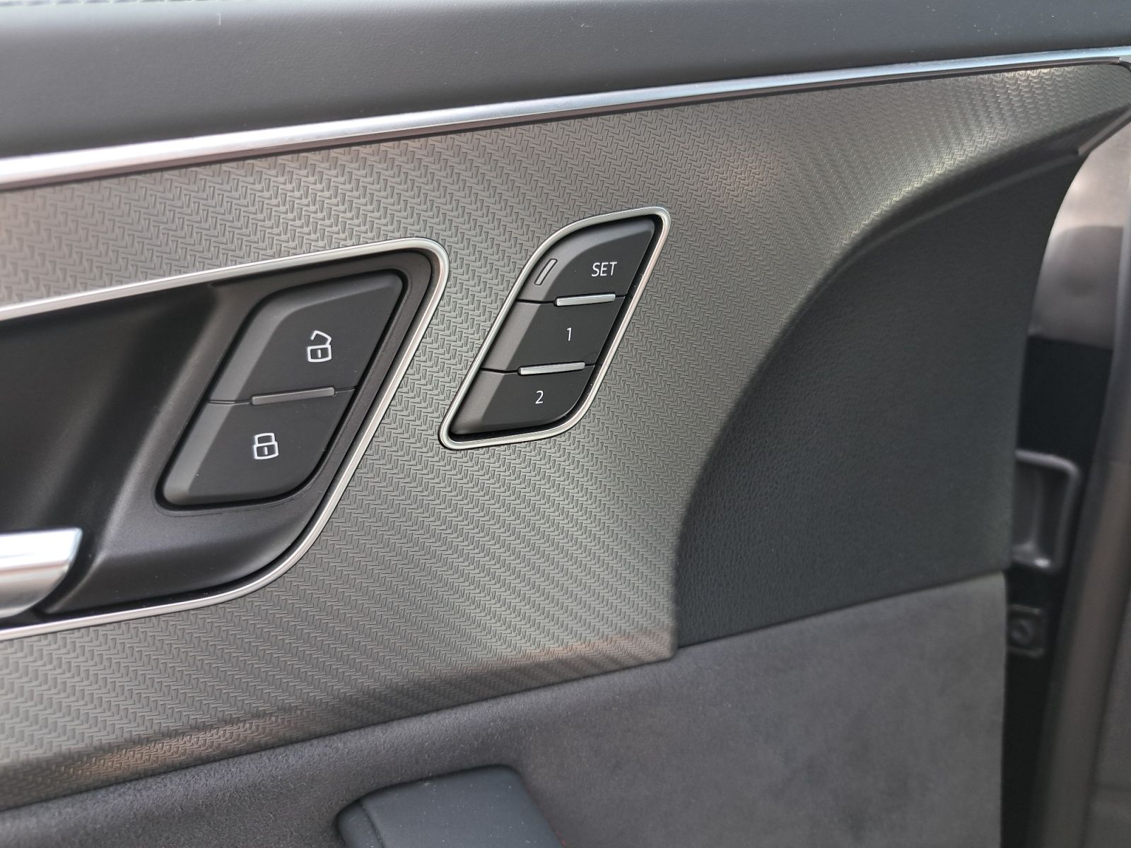 Audi RSQ8 - Bild 33