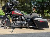 Harley-Davidson Street Glide 103 CUI  in Matt-Schwarz - Offers