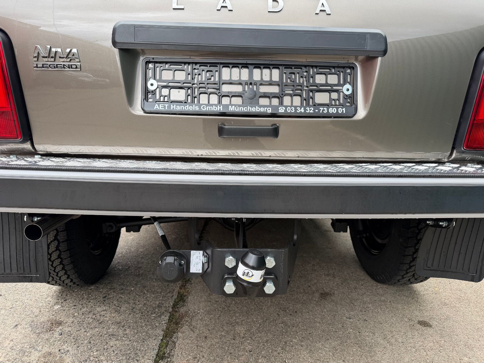 Fahrzeugabbildung Lada LEGEND "PREMIUM PLUS"! SONDERAUSST. AET-2026!