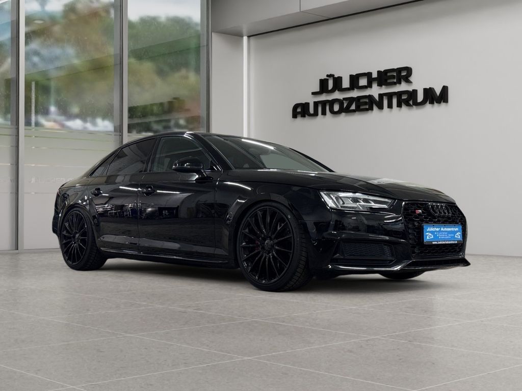 Image of Audi S4