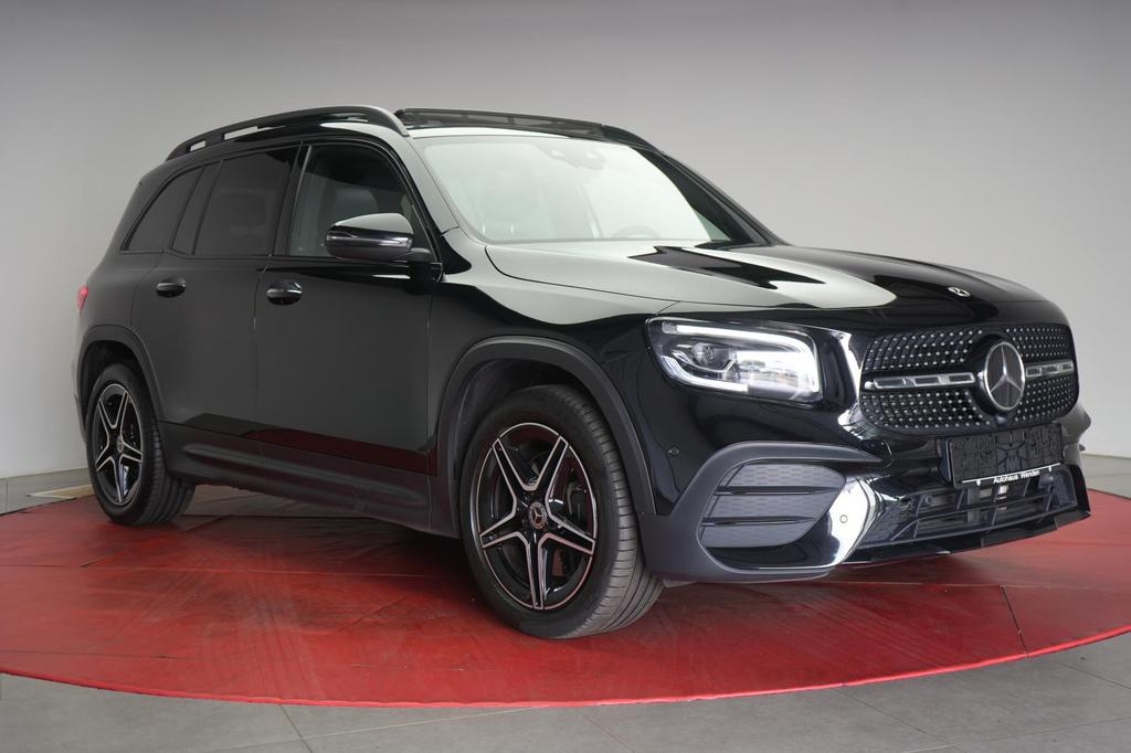 Mercedes-Benz GLB 220