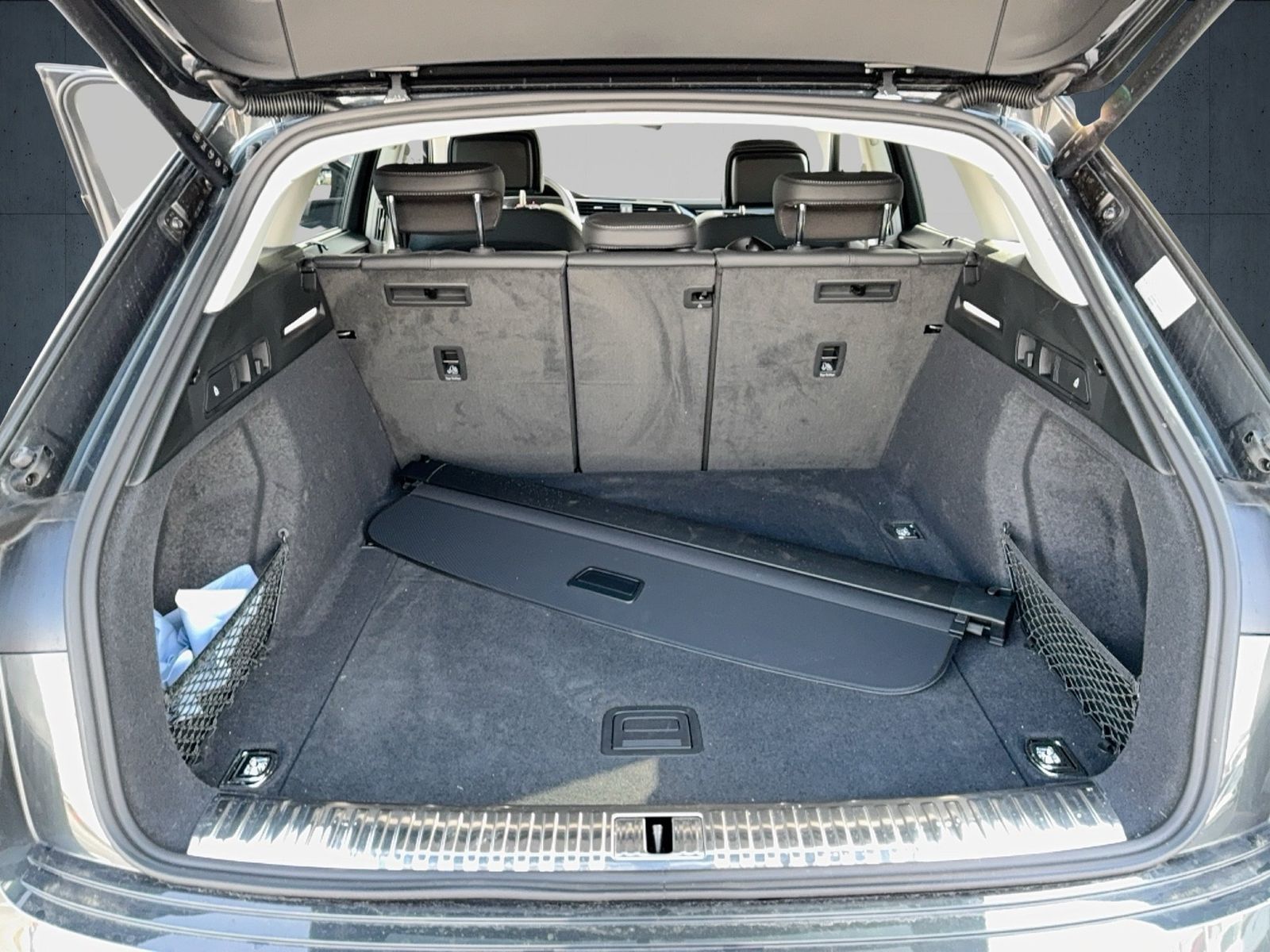 Audi Q8 e-tron - Bild 14