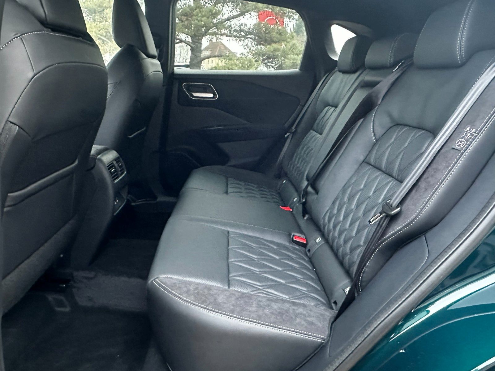Fahrzeugabbildung Nissan Qashqai Tekna e-Power , Premium Paket, Panorama