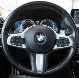 Fahrzeugabbildung BMW X3 30d xDrive M-SPORT|PANO|HUD|ACC|LED|STANDH.