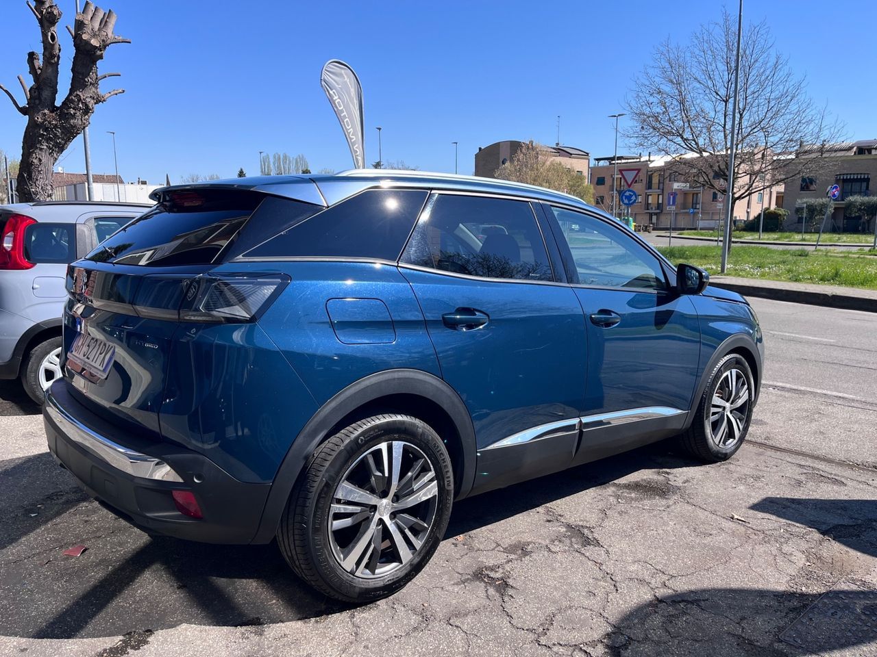 Peugeot 3008 Hybrid 225 e-EAT8 Allure imagem 3