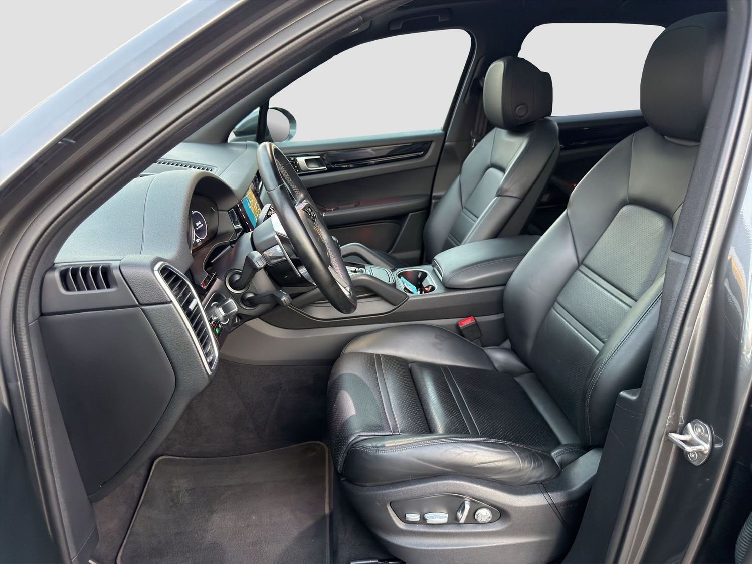 Porsche Cayenne S Panorama Navi Apple LED BOSE R-Cam AHK foto 10
