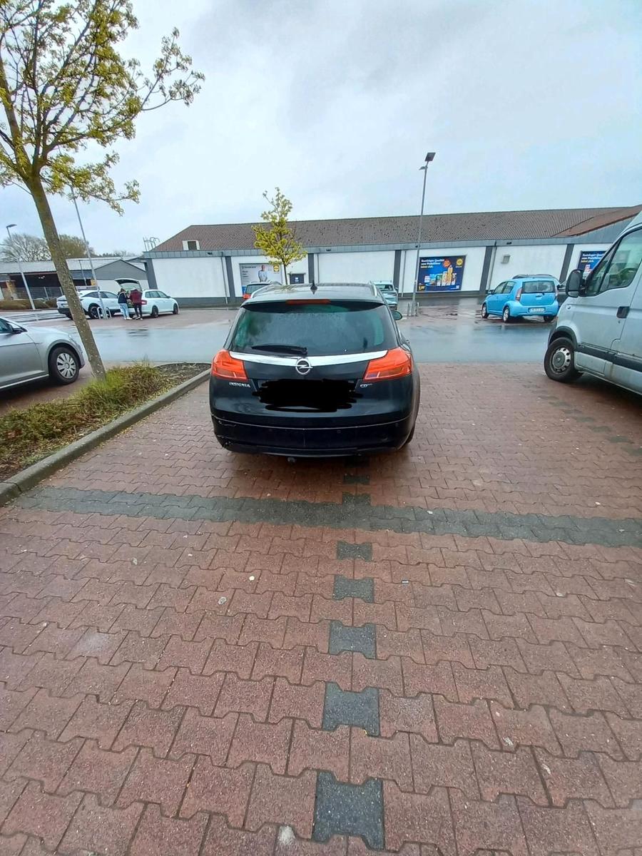 Opel Insignia 2012 — engine 160 HP (118kW)
