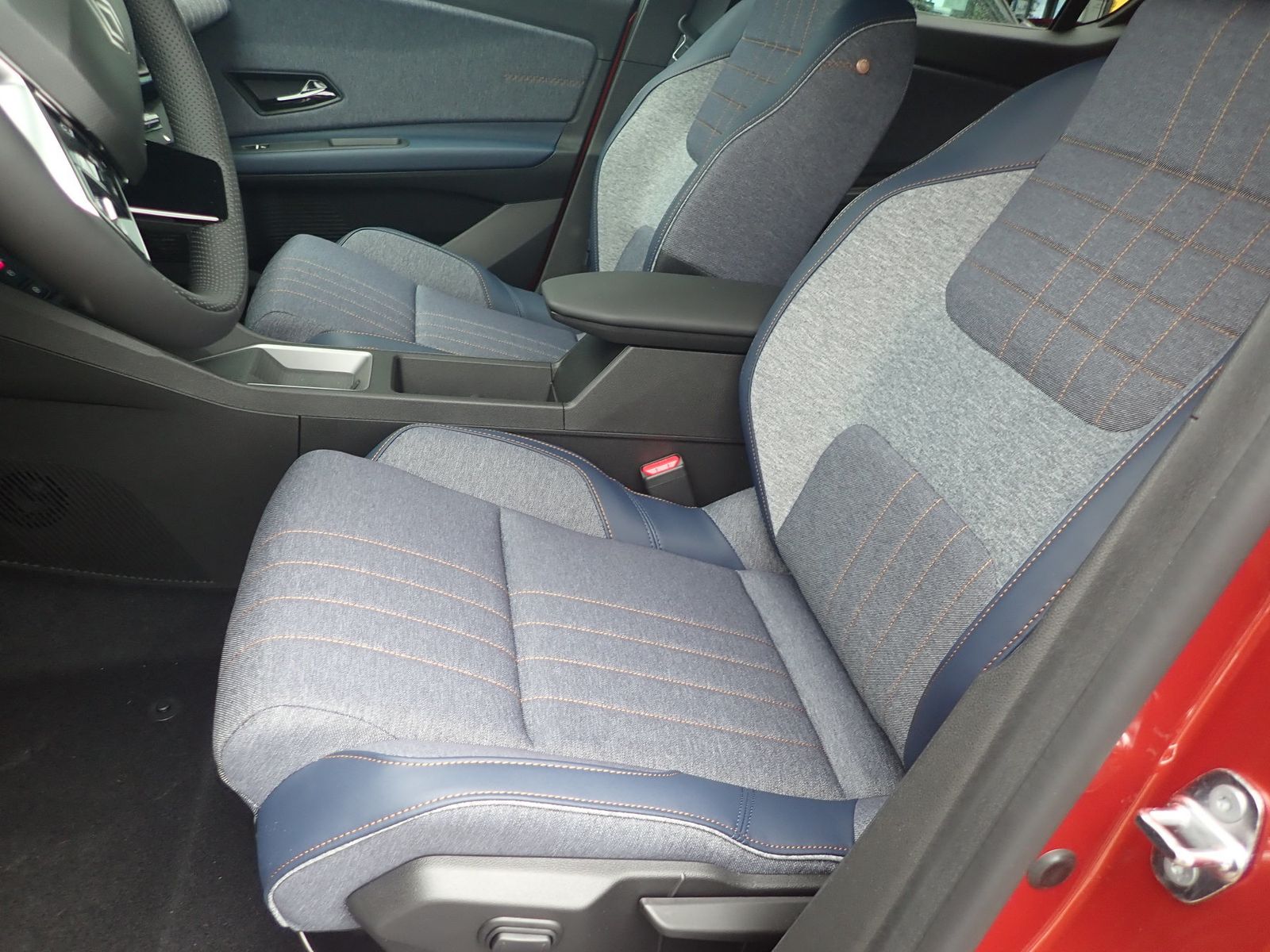 Fahrzeugabbildung Renault R 4 E-Tech elektrisch Techno 150 Comfort Range