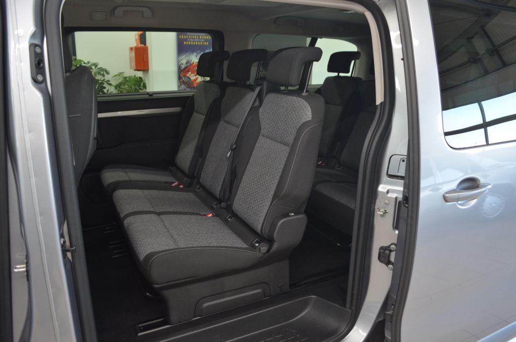 Toyota Proace 2,0-l-D L2 (8-Si.) Autm. Verso Team D*ACC