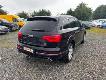 Audi Q7 - 3