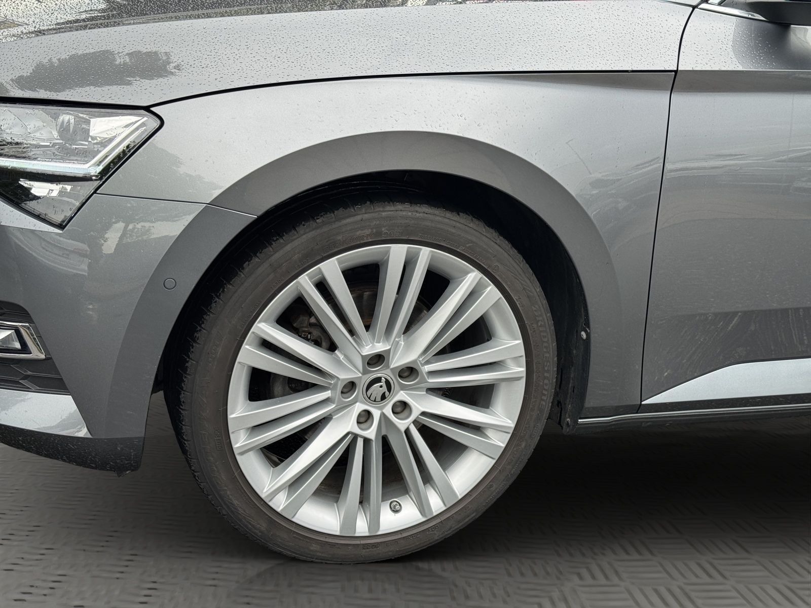 Skoda Superb - Bild 8