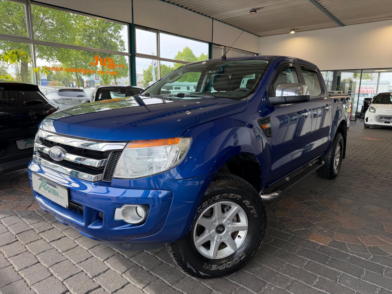 FORD RANGER XLT 2.2 TDCI 150ch 4X4 - DOUBLE CABINE - ATTELAGE 3,35T - JANTES ALLIAGE - MARCHEPIEDS - RÉGULATEUR - CLIMATISATION