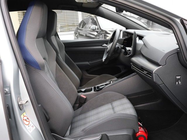 Volkswagen Golf - Bild 4