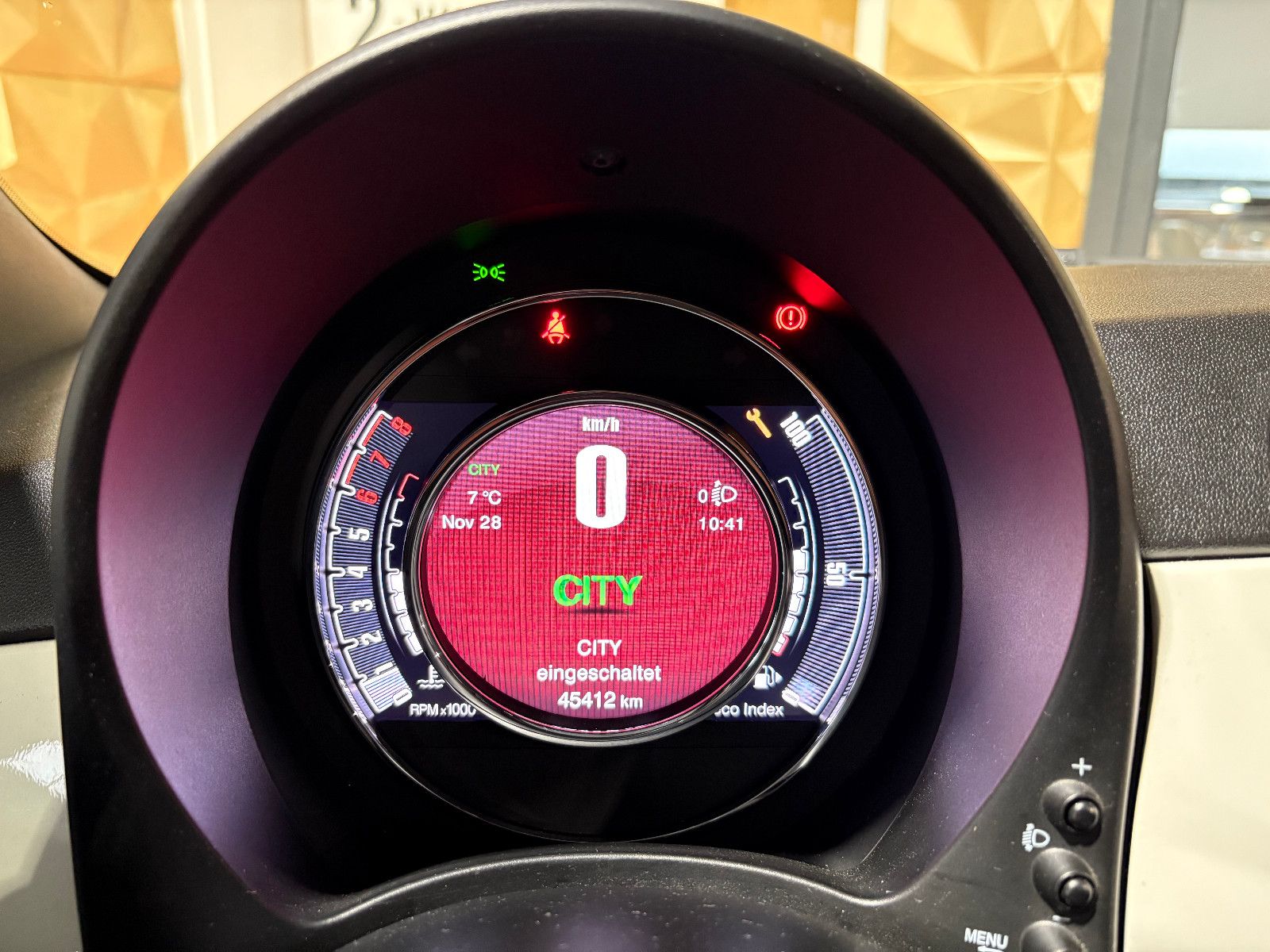 Fahrzeugabbildung Fiat 500 Dolcevita/PANO/PDC/KLIMA/DAB/TEMPOMAT/BLUETO