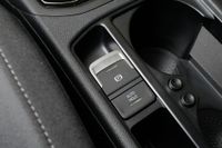 Volkswagen Touran 1.5TSI DSG Highline Pano StdHz AHK Rkam N