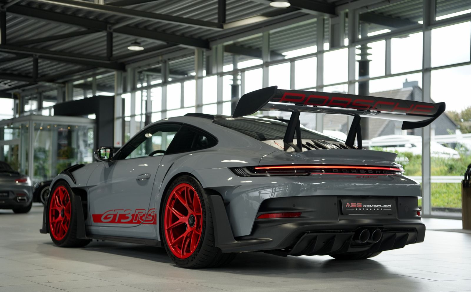 Porsche 992