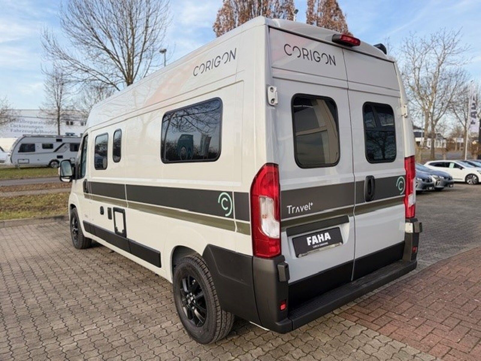 Fahrzeugabbildung CORIGON CV 60 S Solar Markise Travel+ by Hymer