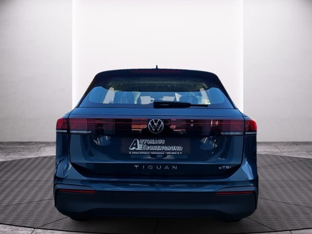 Fahrzeugabbildung Volkswagen Tiguan 1.5 eTSI DSG AHK SHZ RFK GJR CLIMATRONIC