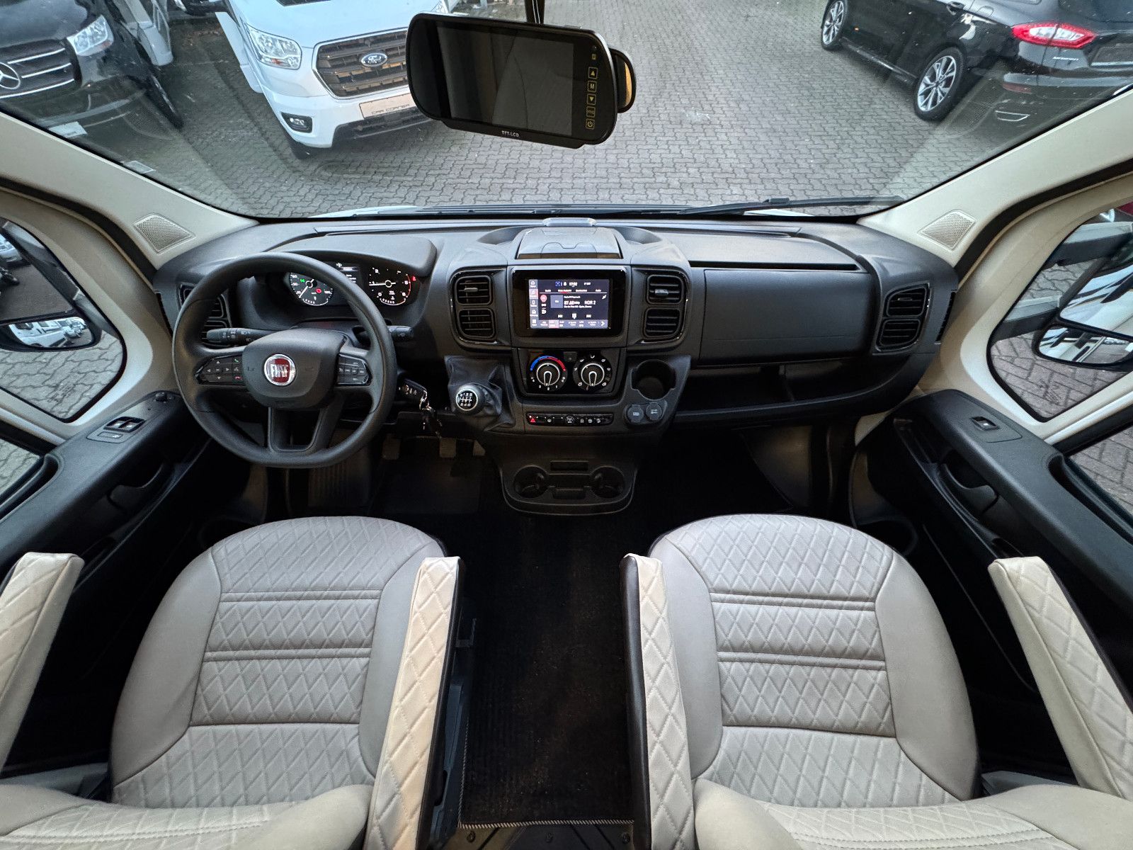 Fahrzeugabbildung Benimar Mileo M282 LOUNGE LUFTFEDERUNG SOLAR TV SAT AHK