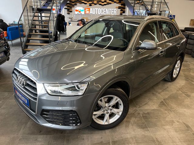 Audi Q3 sport quattro *NAVI*KAMERA*AHK*BI-XENON*