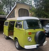 Volkswagen T2b Westfalia Berlin, 2,0l, Taigagrün - Volkswagen T2: Van, Westfalia