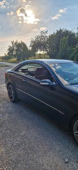 Mercedes-Benz CLK 320  // AMG Paket // Sportfahrwerk // - Mercedes-Benz CLK 320: AMG
