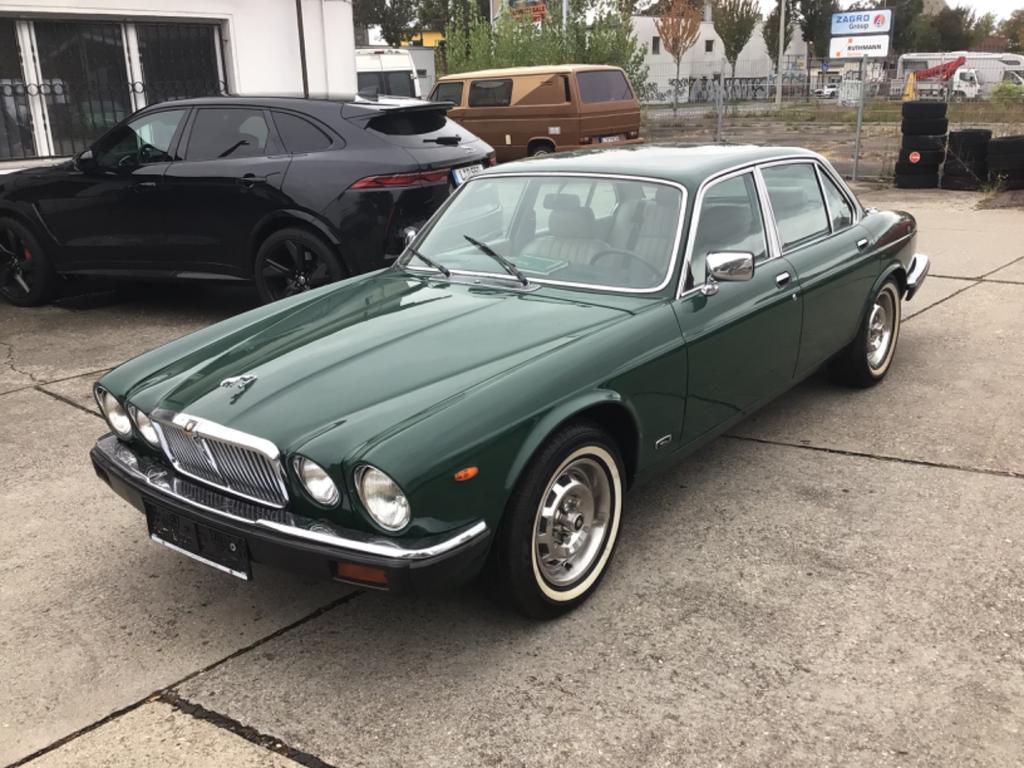 Jaguar XJ6