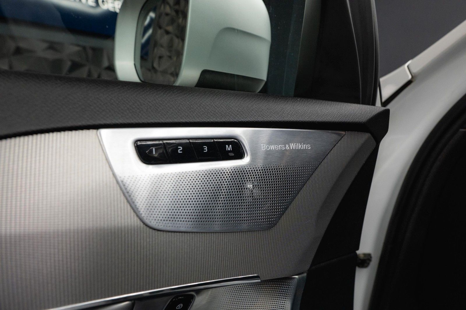 Fahrzeugabbildung Volvo XC90 R Design AWD Night-Paket | ACC | PANO | LED