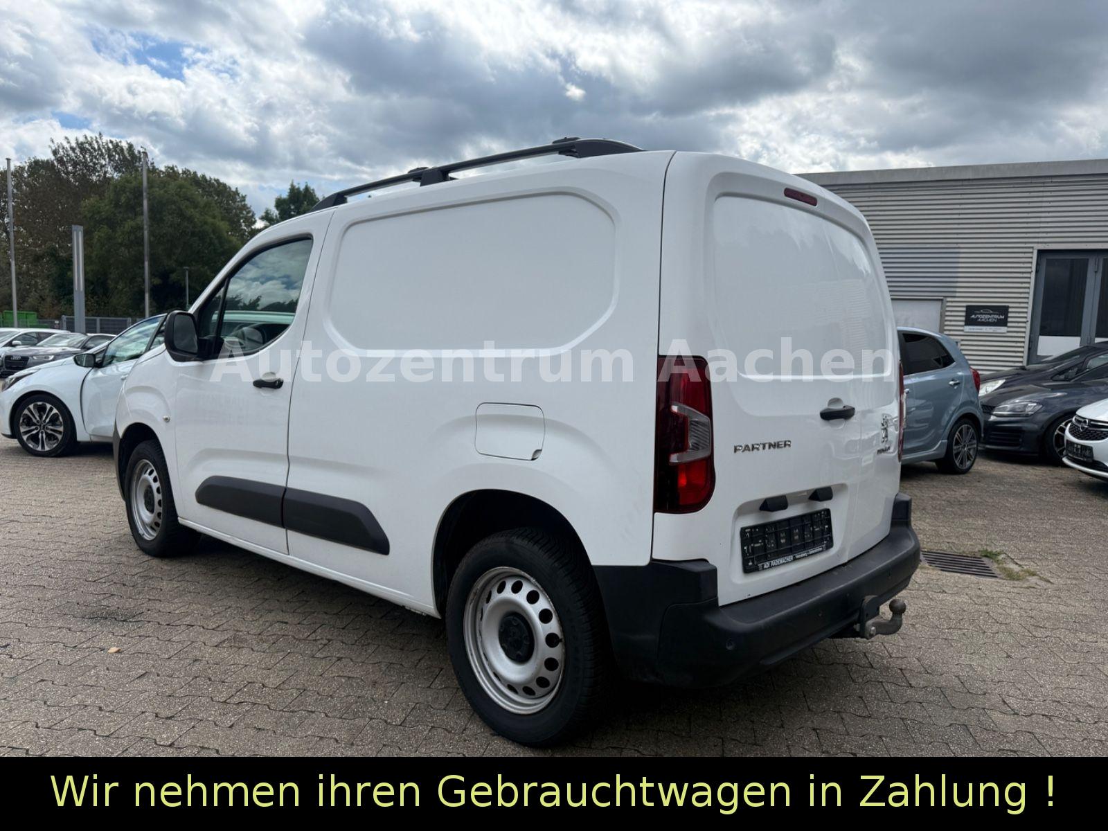 Peugeot Partner Premium L1*AHK*Zahnriemen Neu*KLIMA*PDC