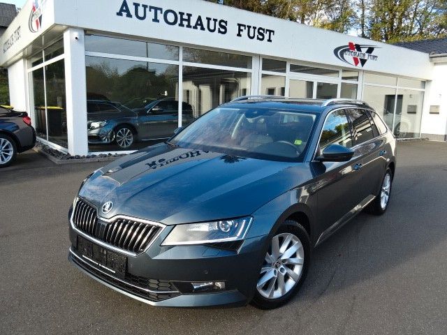 Skoda Superb Combi 2.0TDI,LEDER,NAV,LED,AUT,KAM,ACC,1H