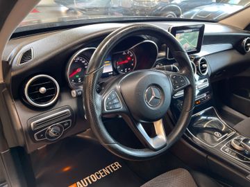 Mercedes-Benz C180 CGI Limousine Avantgarde*NAVI*LED*TEILLEDER