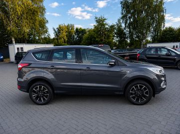 Ford Kuga - 4