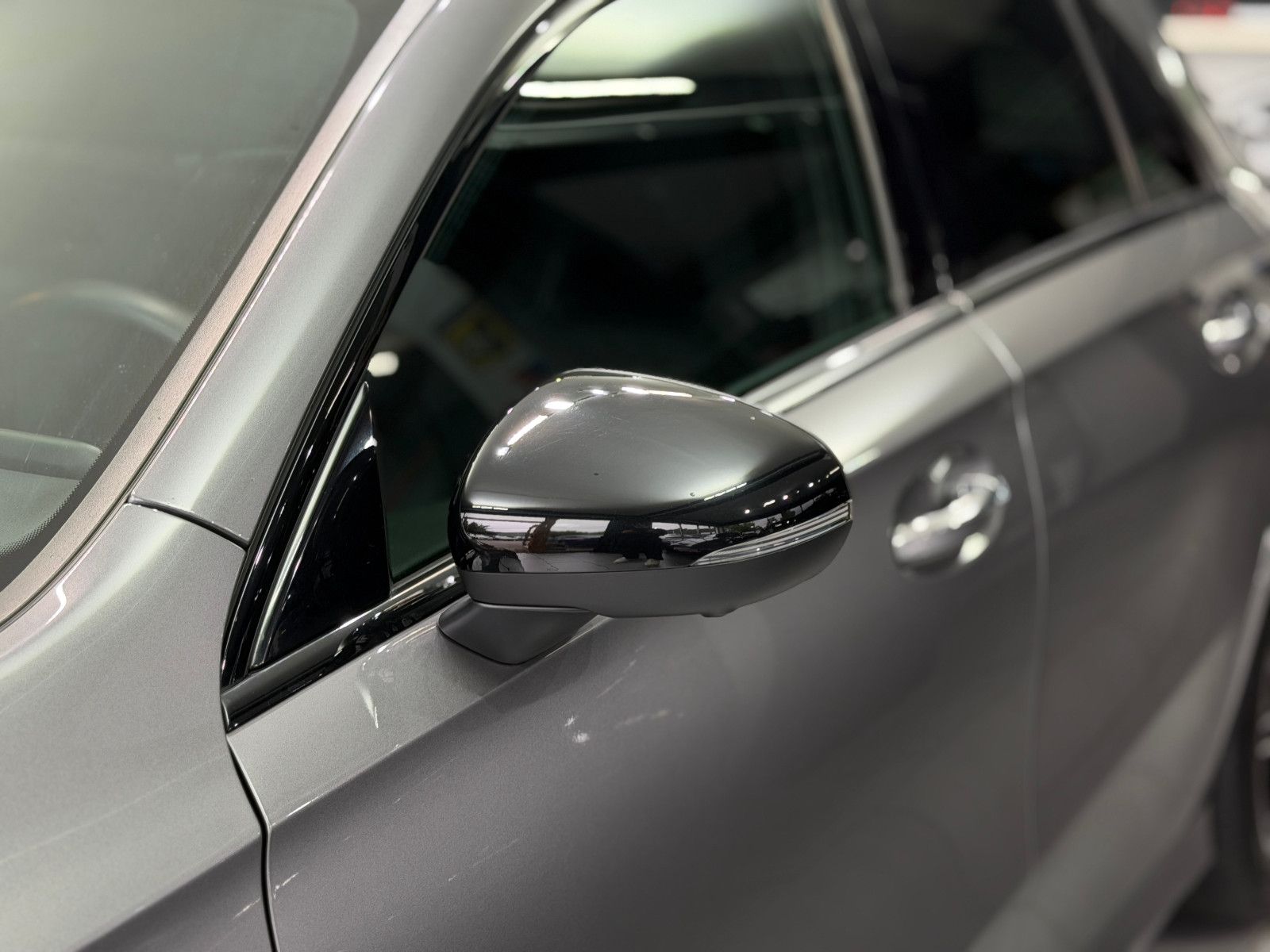 Fahrzeugabbildung Mercedes-Benz A 250 4Matic|AMG-LINE|360°|STDHZG