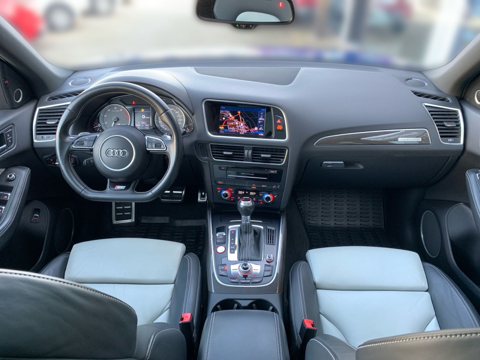 Fahrzeugabbildung Audi SQ5 3.0 TSFI quattro Automatik