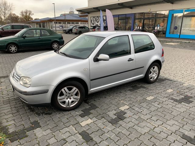 Volkswagen Golf aus zweiter Hand mit 126 TKM zu verkaufen