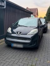 Peugeot 107! Guter Zustand! - Peugeot 107 in Bremen