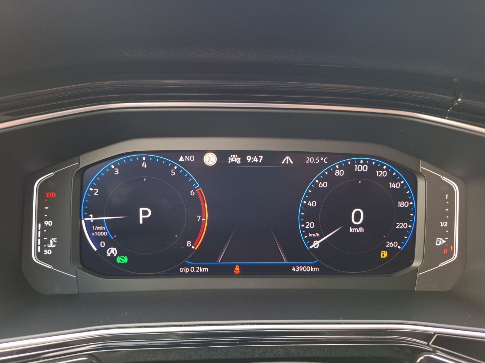 Fahrzeugabbildung Volkswagen T-Cross TSI Style DSG LED AHK Navi AID RFK SH 18