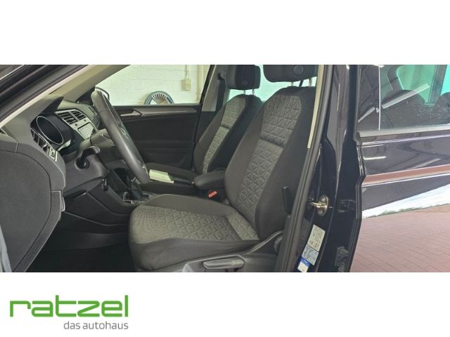 Fahrzeugabbildung Volkswagen Tiguan Life 1.5 TSI StandHZG Navi LED ACC El. He