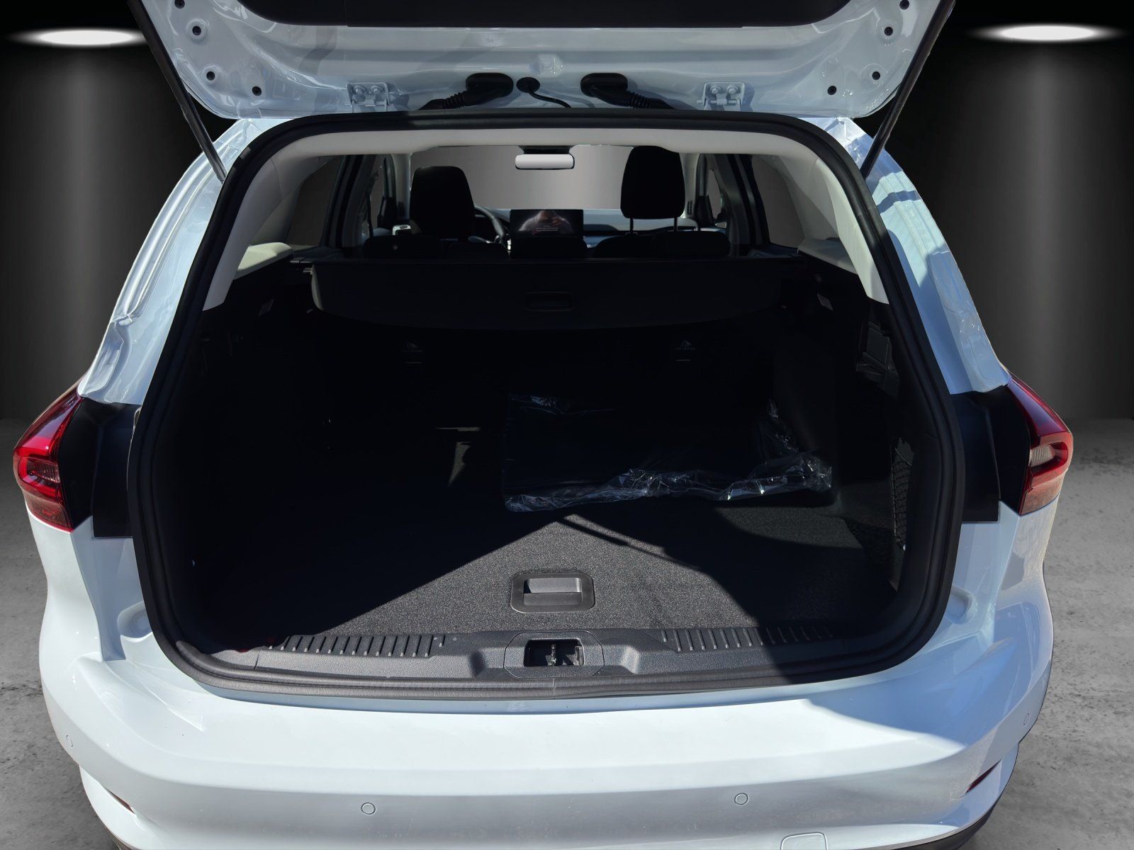 Fahrzeugabbildung Ford Focus Turnier Titanium Edition AUTOMATIK/SHZ/LED