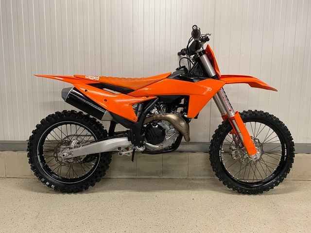 KTM 450 SX-F Ktm 450 Sx-f 2023 Finanzierbar