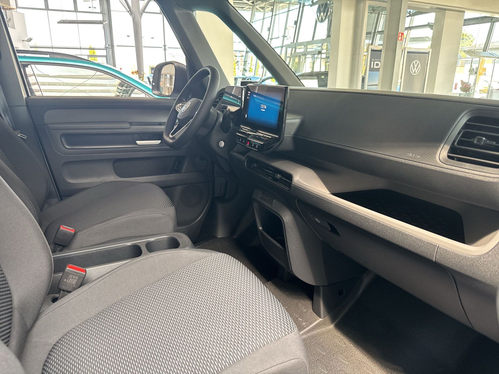 ID. Buzz Cargo AHK Navi DAB