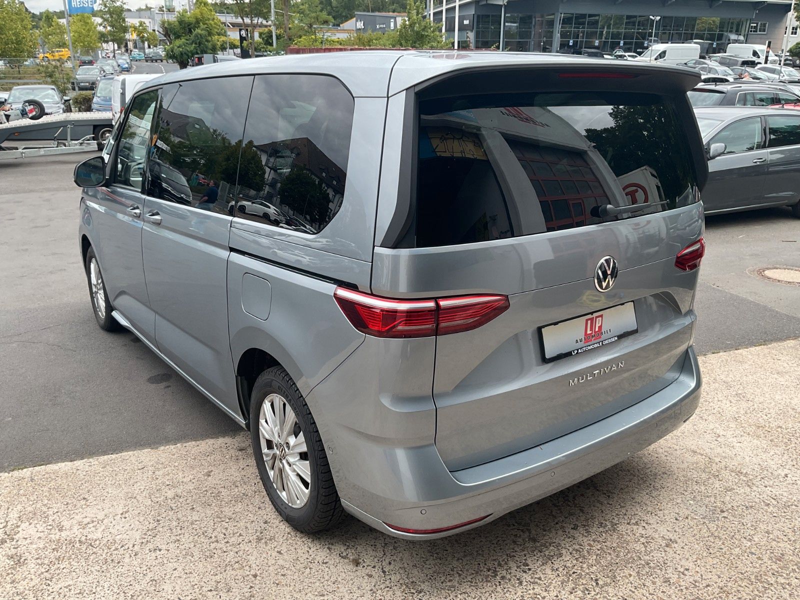 Volkswagen T7 Multivan eHybrid LED AHK PANO ACC Kamera foto 7