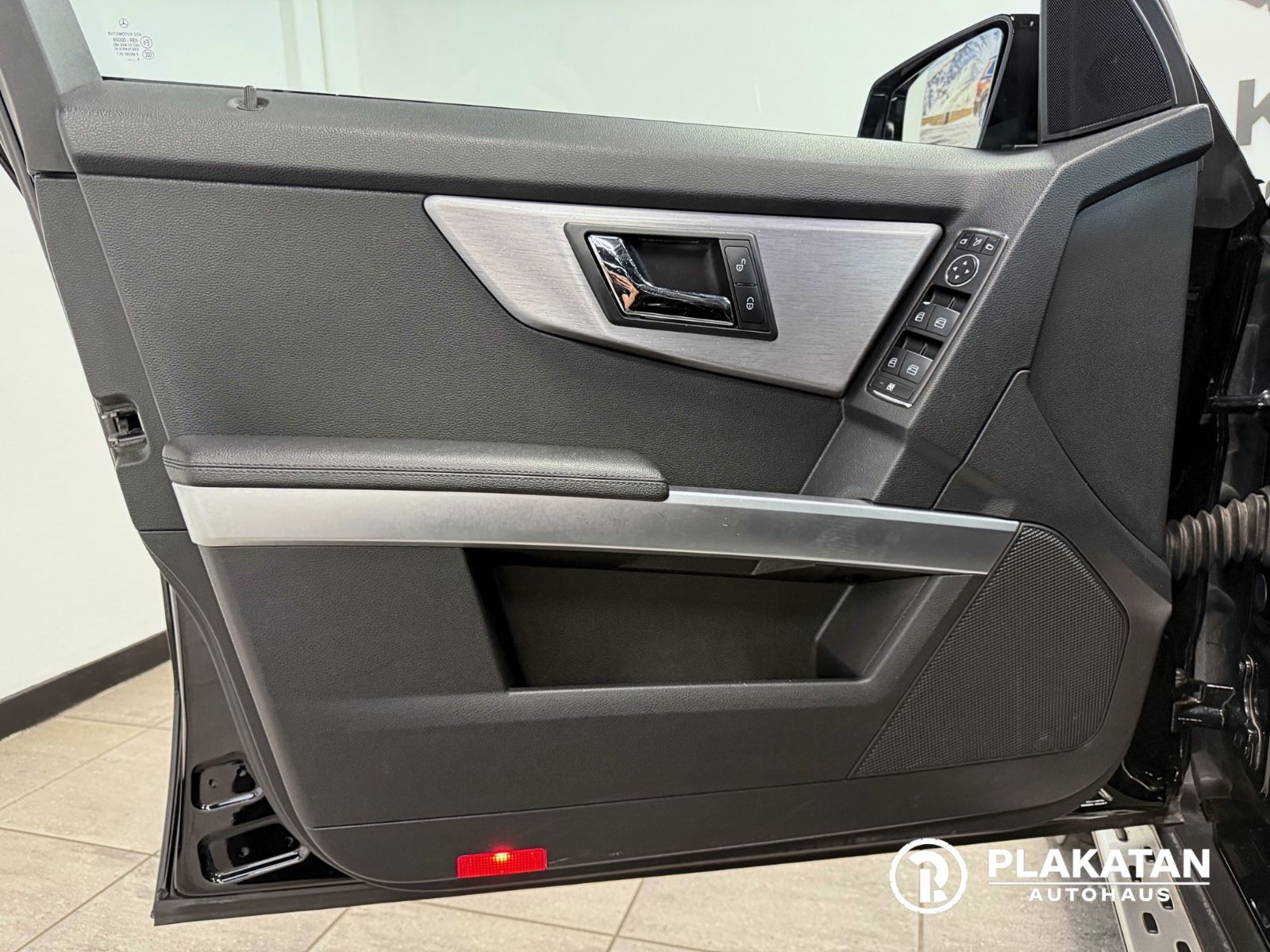 Fahrzeugabbildung Mercedes-Benz GLK 320 CDI 4Matic Navi Leder Panorama Bi-Xenon