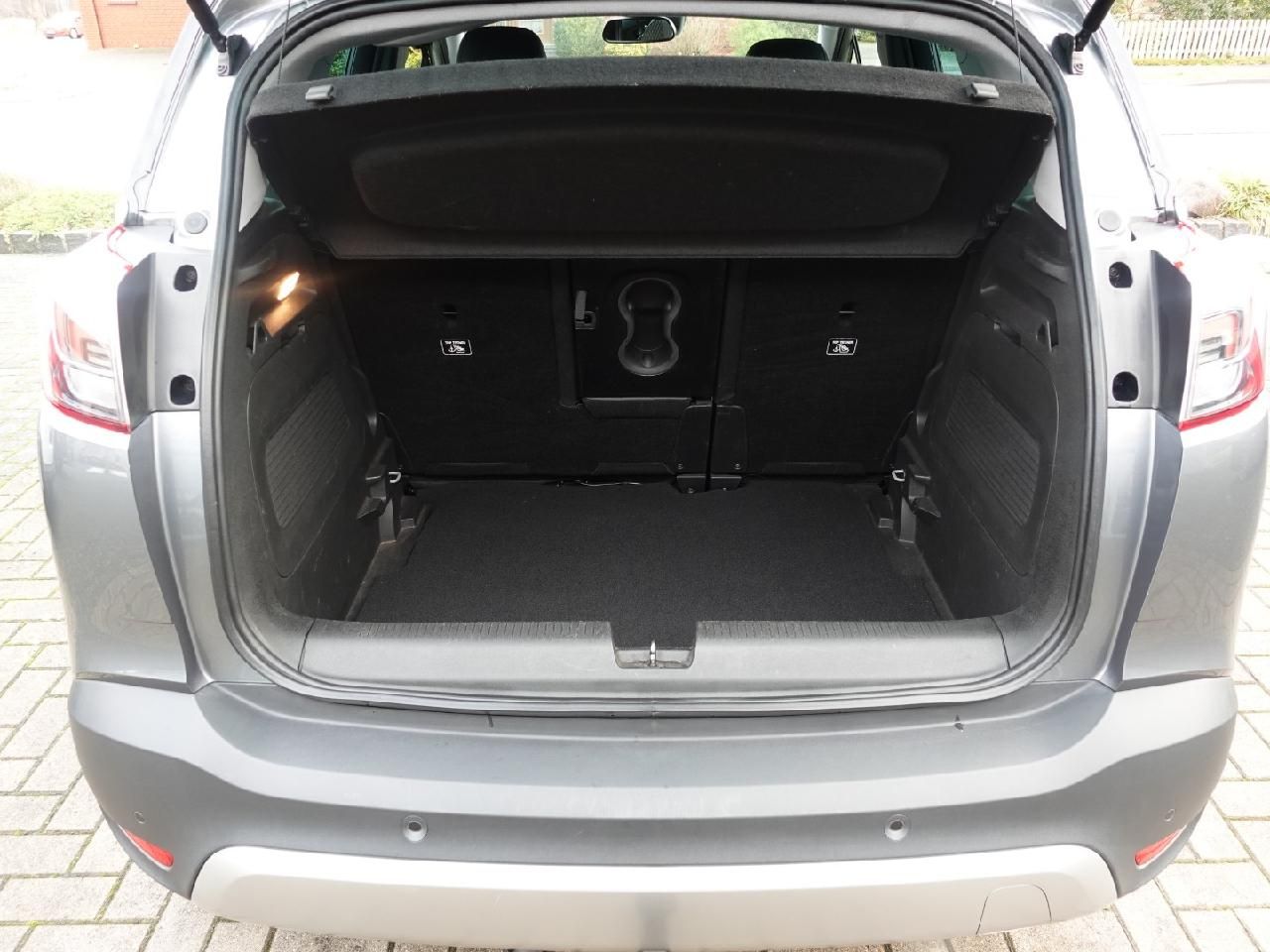 Fahrzeugabbildung Opel Crossland 1,2 Innovation Automatik