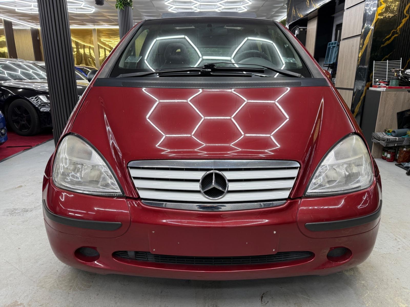 Mercedes-Benz A 190 AVANTGARDE
