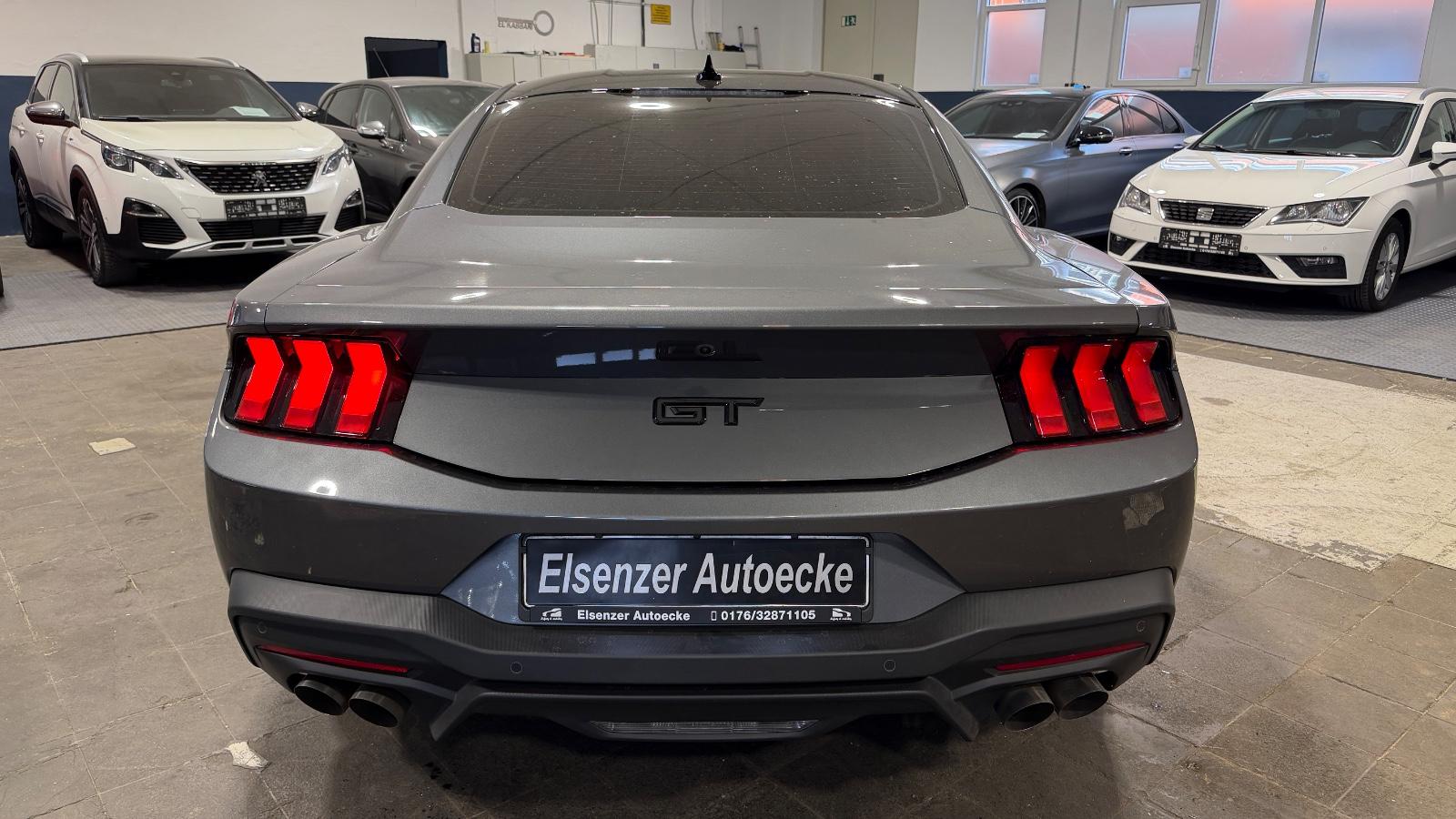 Ford Mustang Fastback 5.0 Ti-VCT V8 328 kW GT SERVICE