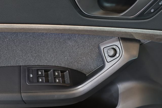 Seat Ateca 1.5 TSI Xperience AID+KEY+LED+KAM+CARPLAY