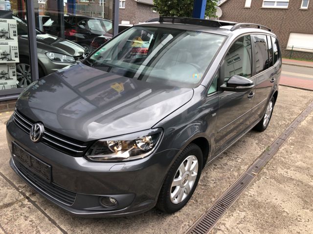 Volkswagen Touran 1.6 TDI DSG Highline/7 Sitzer/Panorama