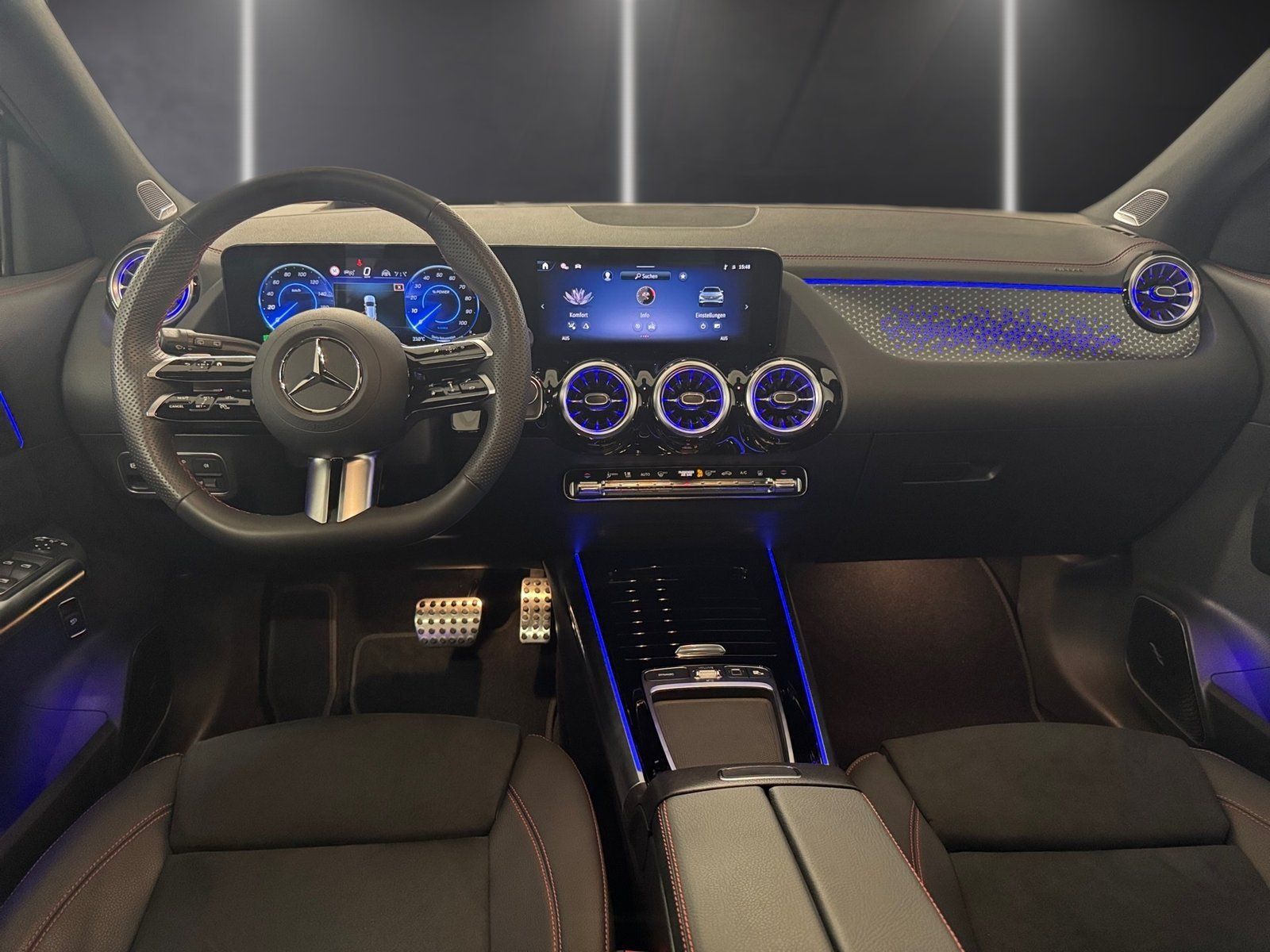 Fahrzeugabbildung Mercedes-Benz EQA 250+ AMG*Distro*HUD*360°*20"*Burmester*Totw*